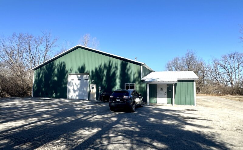Primary Photo Of 1102 W Ravina Park Rd, Decatur Police Fire Station For Sale