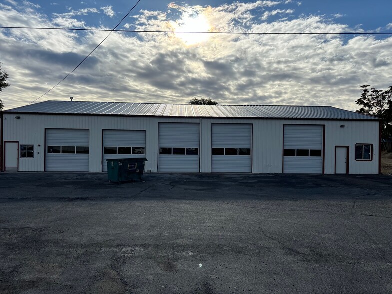 Primary Photo Of 412 Caldwell Blvd, Nampa Manufacturing For Lease