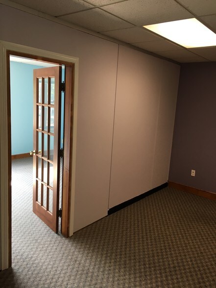 More Photos Of 80 Worcester St, North Grafton Storefront Retail Office For Lease