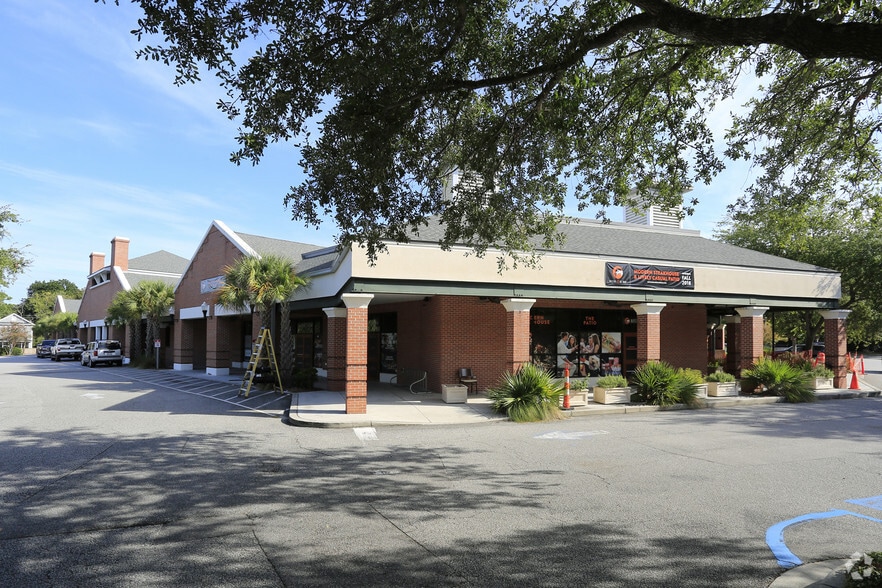 Primary Photo Of 730 Coleman Blvd, Mt Pleasant Unknown For Lease