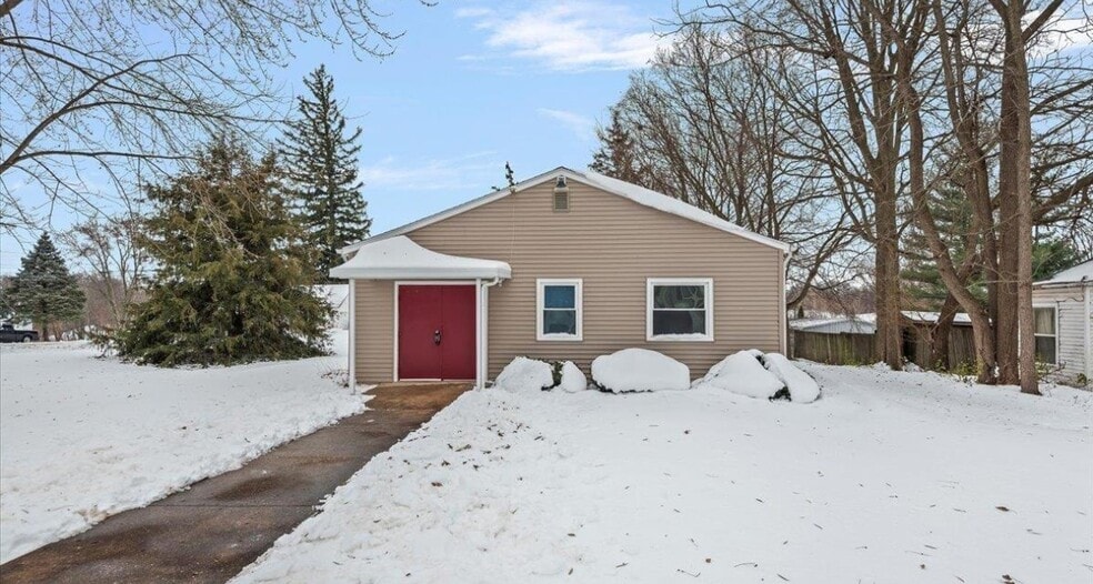 More Photos Of 110 W Main St, Pleasant Plains Religious Facility For Sale