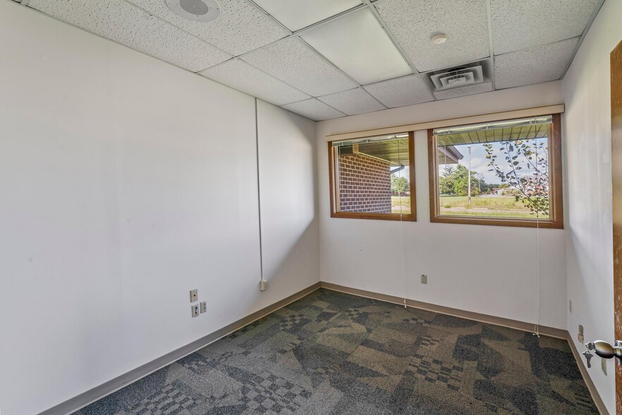 More Photos Of 614 Union Rd, Vineland Office For Sale