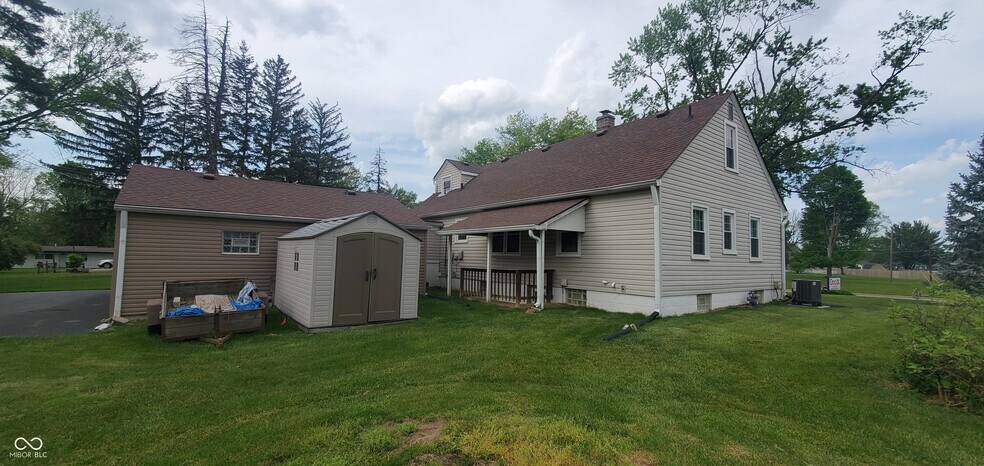 More Photos Of 530 S Us-31, Greenwood Office Residential For Sale