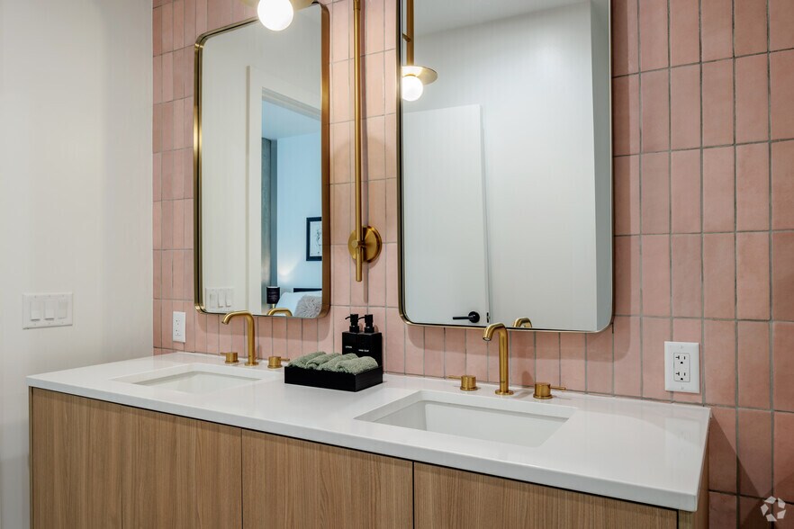 More Photos Of 3500 Chestnut Pl, Denver Apartments For Lease