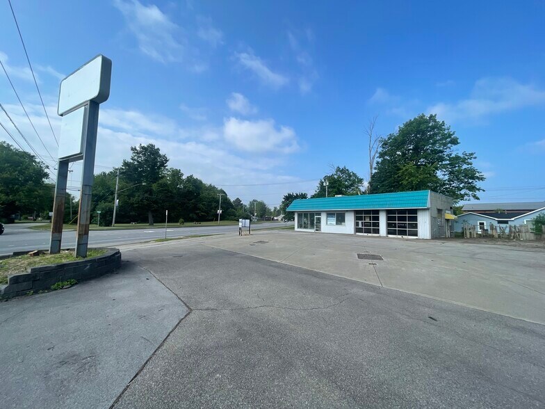 More Photos Of 6790 Erie Rd, Derby General Retail For Sale