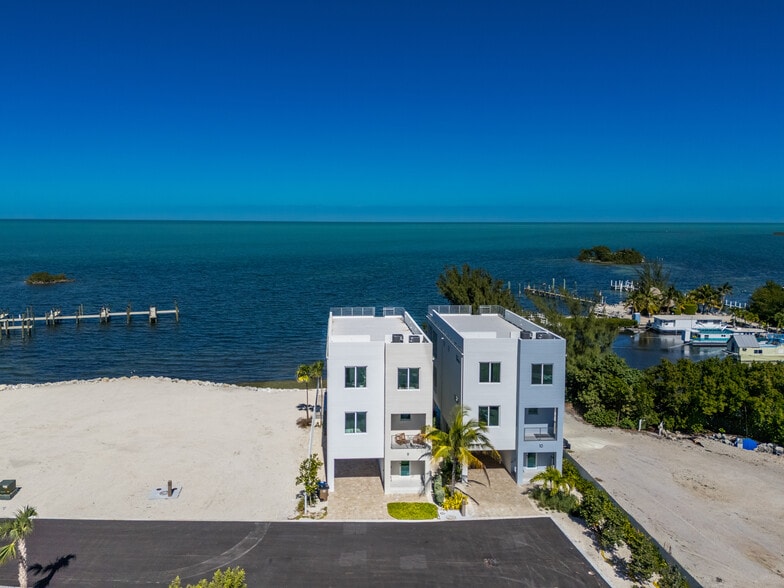 More Photos Of 990 41st St, Marathon Land For Sale