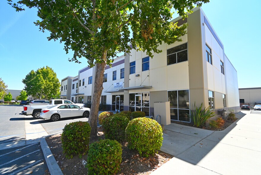 More Photos Of 435 Boulder Ct, Pleasanton Office For Sale