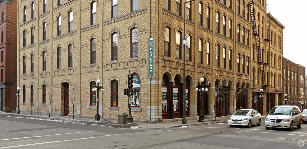 More Photos Of 350 Sibley St, Saint Paul Apartments For Lease