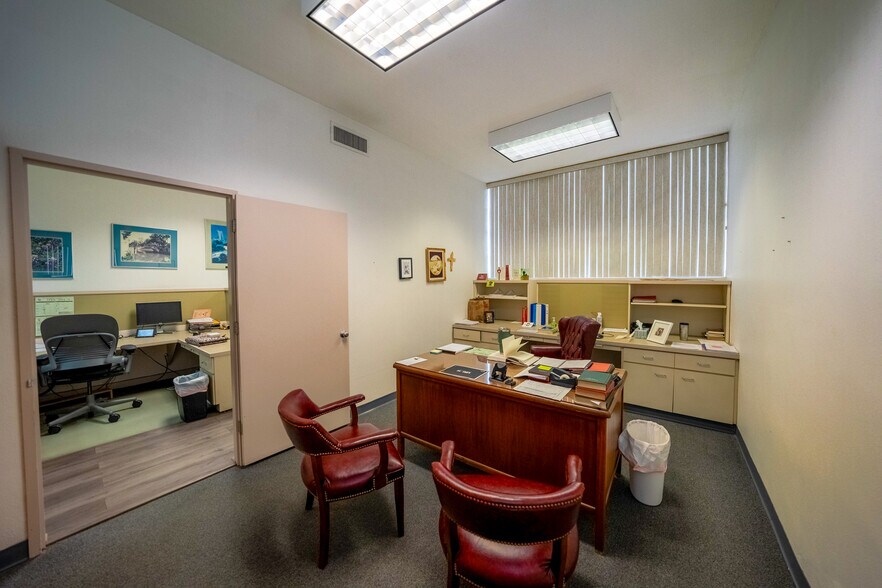 More Photos Of 705 Hammond Ave, San Antonio Parking Lot For Sale