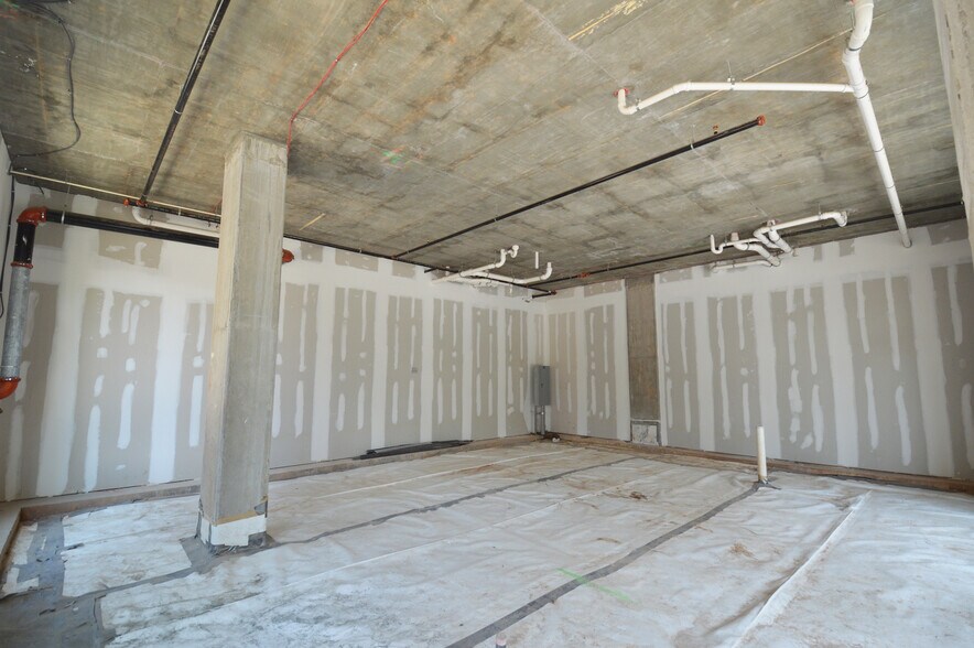 More Photos Of 501 W 4th St, Winston-Salem Apartments For Lease