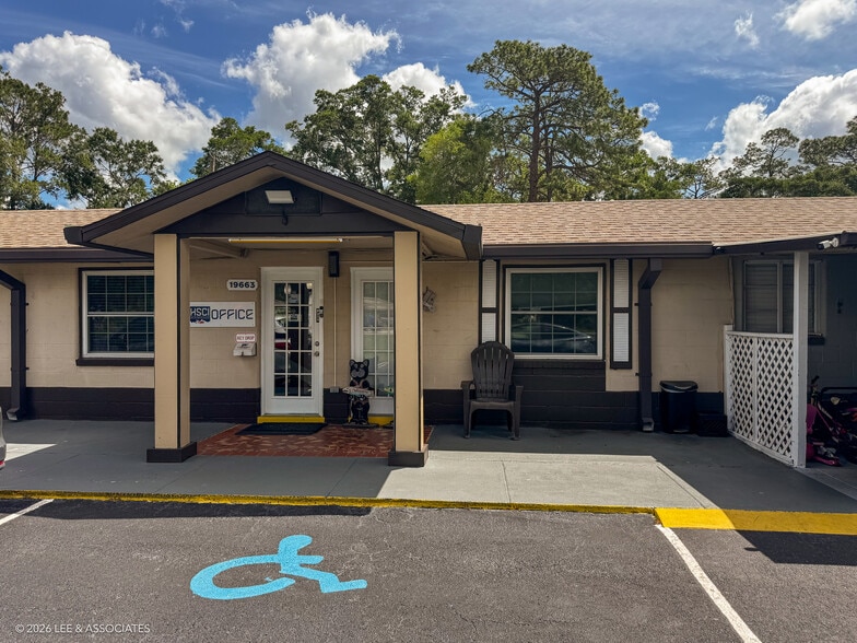More Photos Of 19663 S US Hwy 441, High Springs Hotel For Sale