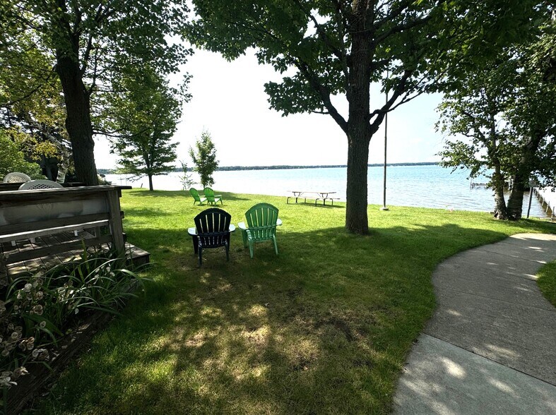 More Photos Of 214 S Main St, Lake City Hotel For Sale