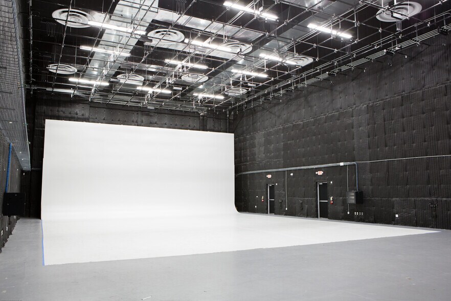 More Photos Of 7291 NW 74th St, Medley Warehouse For Sale