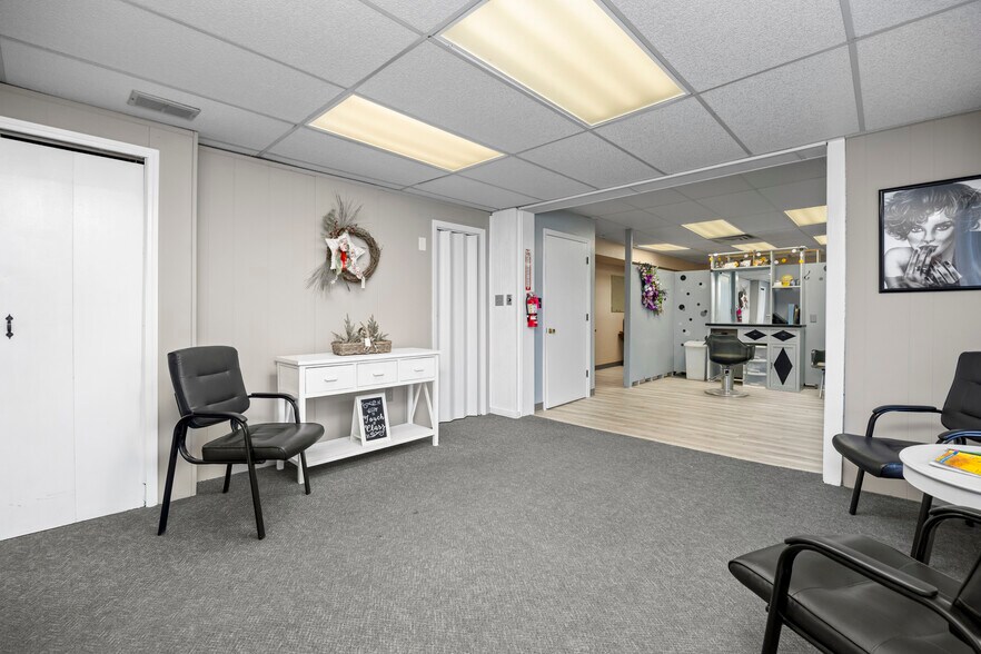 More Photos Of 1801 Croghan St, Fremont Storefront Retail Residential For Sale