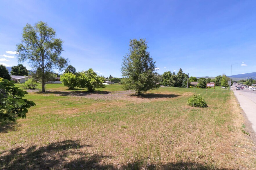 More Photos Of 905 S Reserve St, Missoula Land For Lease