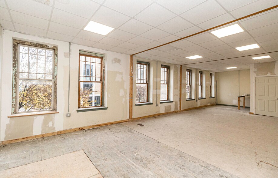 More Photos Of 113-115 Goldsboro St SW, Wilson Storefront For Sale