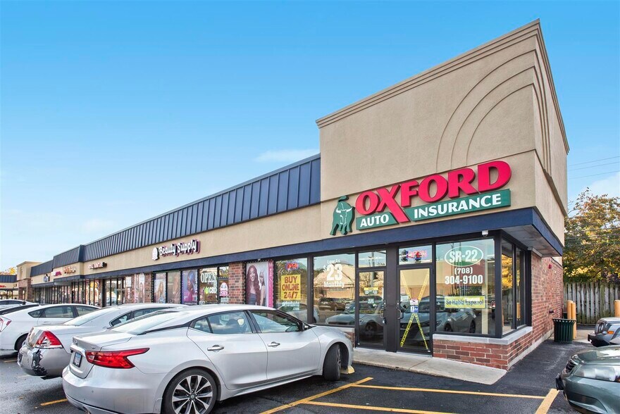 More Photos Of 6301-6405 North Ave, Oak Park Unknown For Lease