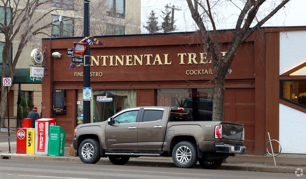 Primary Photo Of 10560 82nd Ave NW, Edmonton Restaurant For Sale
