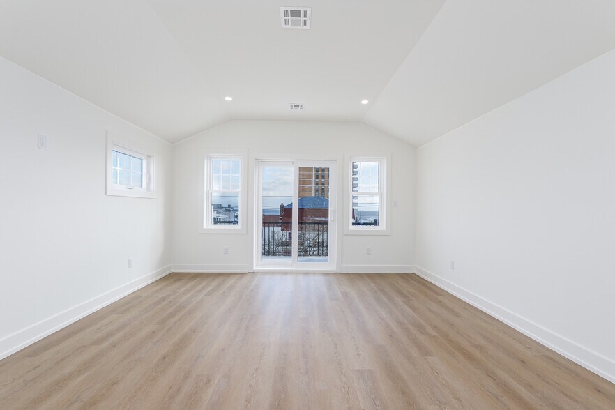 More Photos Of 5201 Atlantic ave, Ventnor City Apartments For Sale