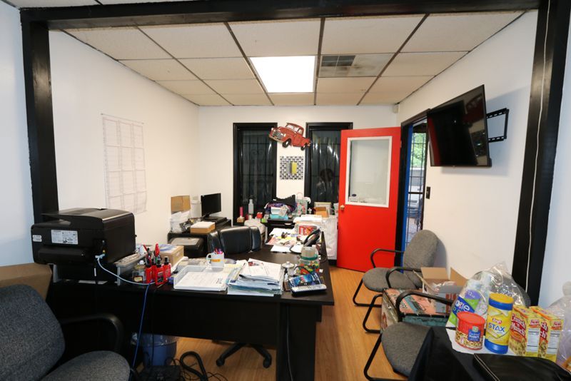 More Photos Of 14730 E Wade Hampton Blvd, Greer Auto Repair For Lease