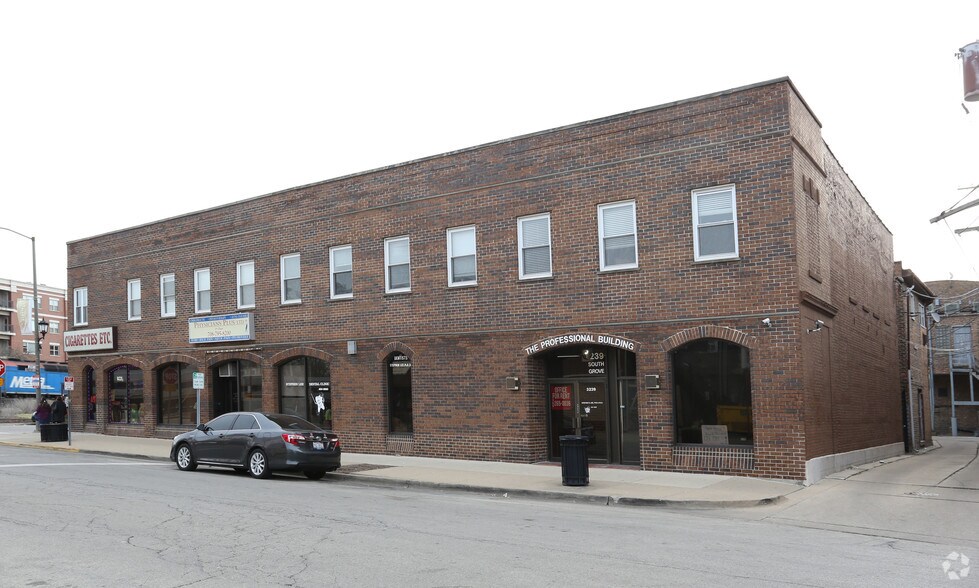 More Photos Of 3239 Grove Ave, Berwyn Apartments For Sale