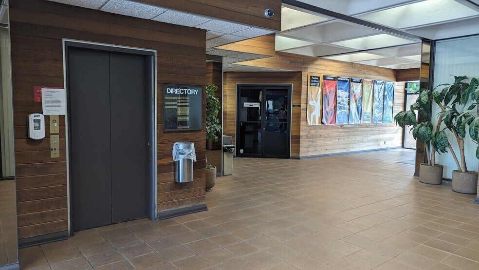 More Photos Of 3675 Huntington Dr, Pasadena Medical For Lease