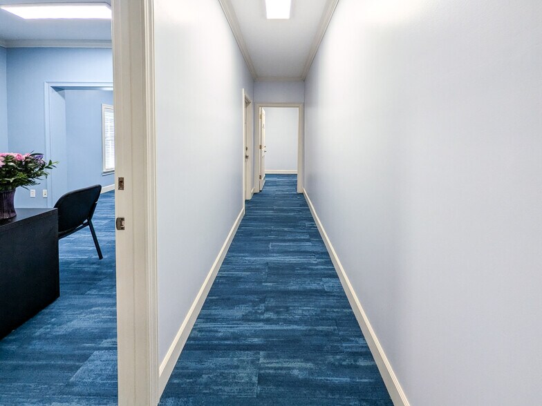 More Photos Of 9310 Old Kings Rd S, Jacksonville Office For Sale