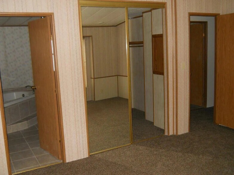 More Photos Of , Caldwell Multifamily For Sale