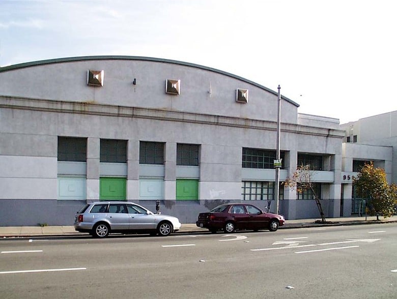 More Photos Of 951-955 Howard St, San Francisco Flex For Lease