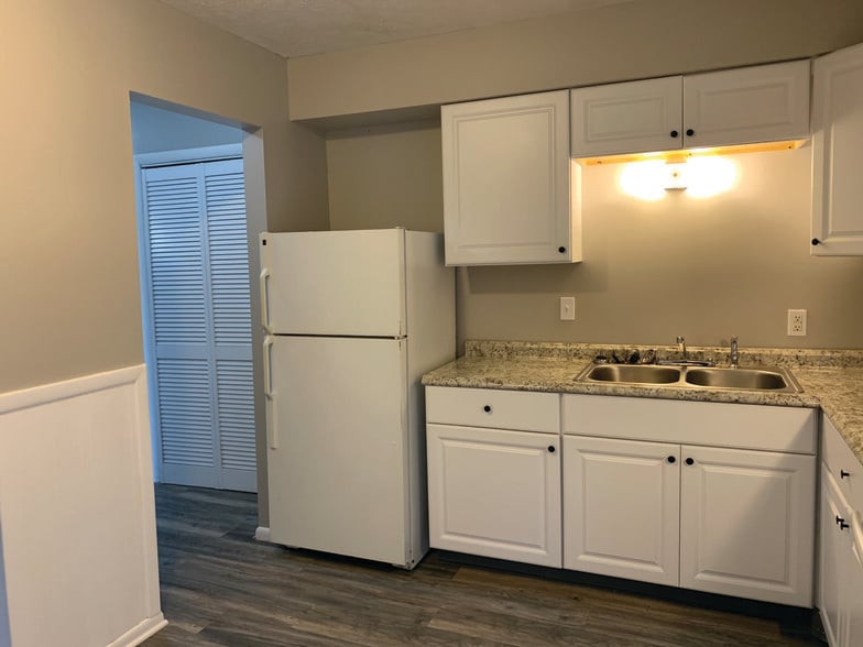 More Photos Of 4225 Middlebranch Ave NE, Canton Apartments For Sale