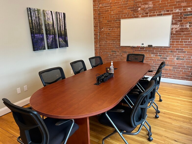 More Photos Of 1 W Main St, Clinton Storefront Retail Office For Lease