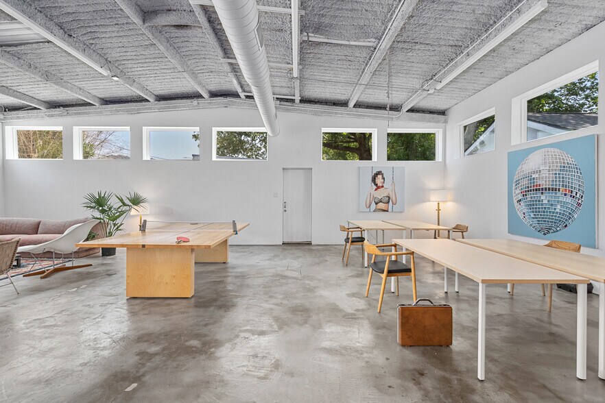More Photos Of 3902 McKinney St, Houston Warehouse For Sale