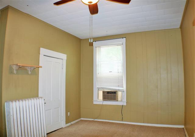 More Photos Of 803 E College St, Iowa City Apartments For Sale