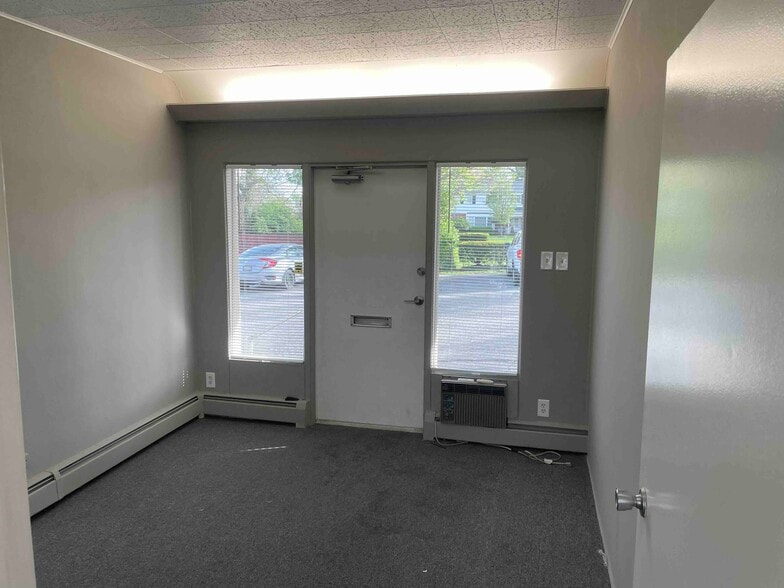 More Photos Of 3985 Race Rd, Cincinnati Office Residential For Lease