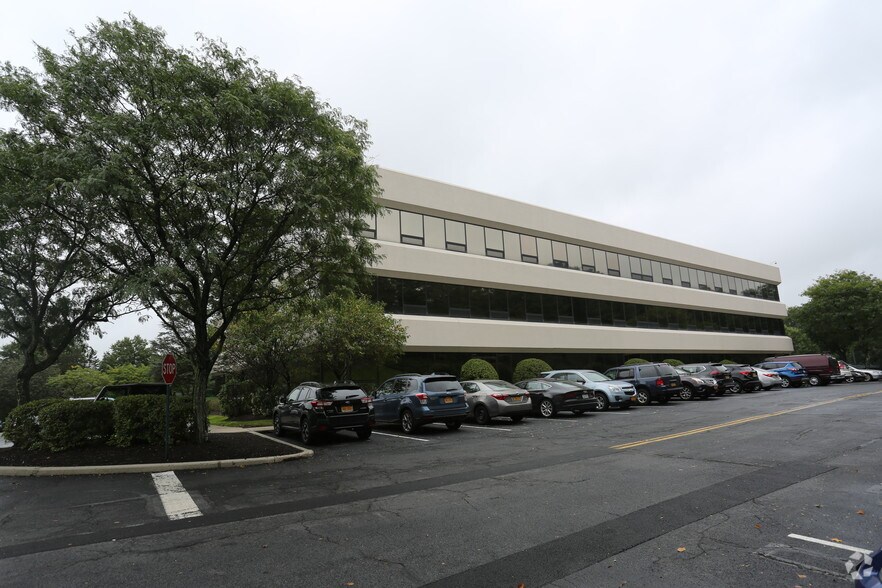 More Photos Of 1 Crosfield Ave, West Nyack Office For Lease