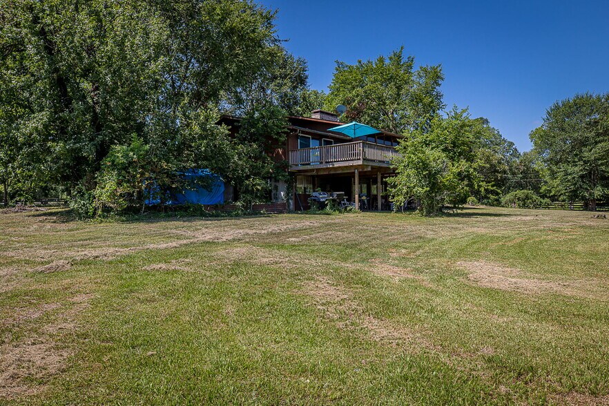More Photos Of 26298 Hwy 105 W, Montgomery Land For Sale