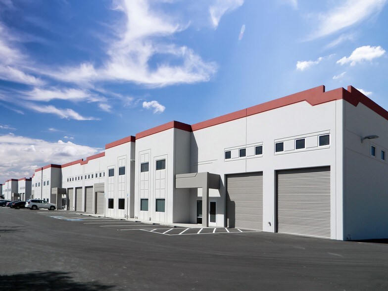 More Photos Of 3020 N Walnut Rd, Las Vegas Unknown For Lease