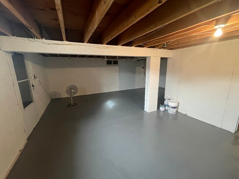 More Photos Of 14 S Mill St, Clear Spring Medical For Sale