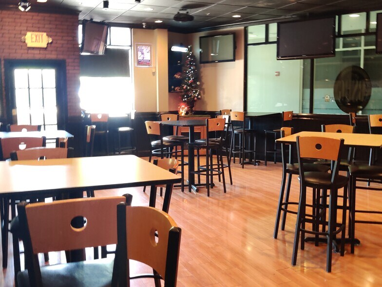 More Photos Of 42882 Truro Parish Dr, Ashburn Storefront For Sale