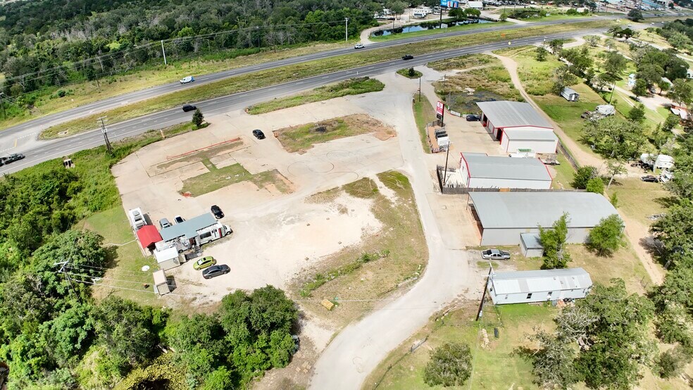 More Photos Of 1360 Highway 71 W, Bastrop Land For Lease