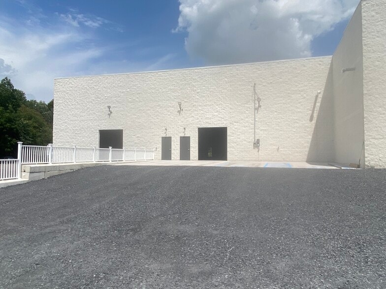 Primary Photo Of 2261 Sans Souci Pky, Wilkes-Barre Freestanding For Lease