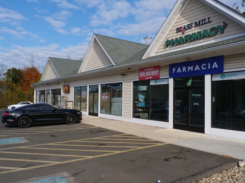 More Photos Of 1405 E Main St, Waterbury Service Station For Lease