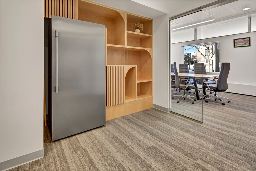 More Photos Of 717 W St Germain St, Saint Cloud Office For Sale