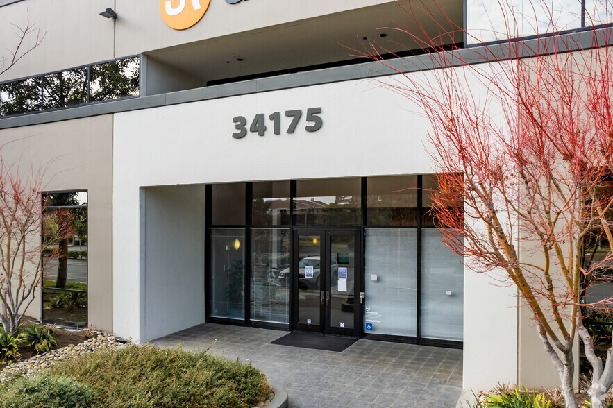 More Photos Of 34175 Ardenwood Blvd, Fremont Research And Development For Lease