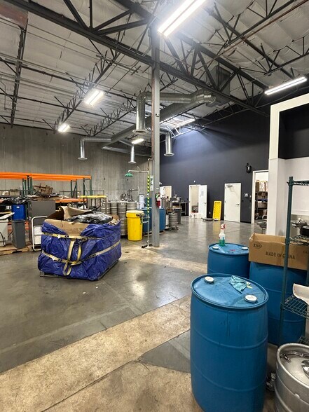 More Photos Of 8500 Morrison Creek Dr, Sacramento Warehouse For Sale