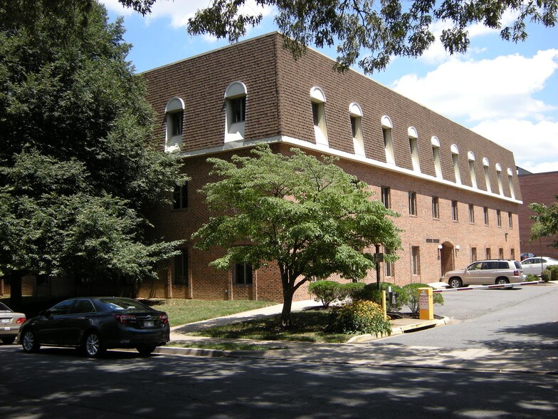 More Photos Of 10521 Judicial Dr, Fairfax Medical For Sale