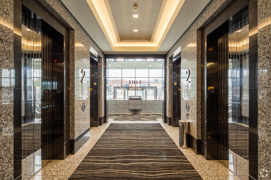 More Photos Of 1401 S Brentwood Blvd, Brentwood Office For Lease