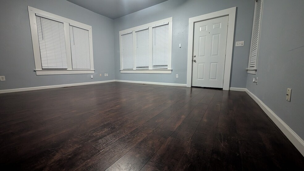 More Photos Of 203 Heard St, McKinney Apartments For Sale