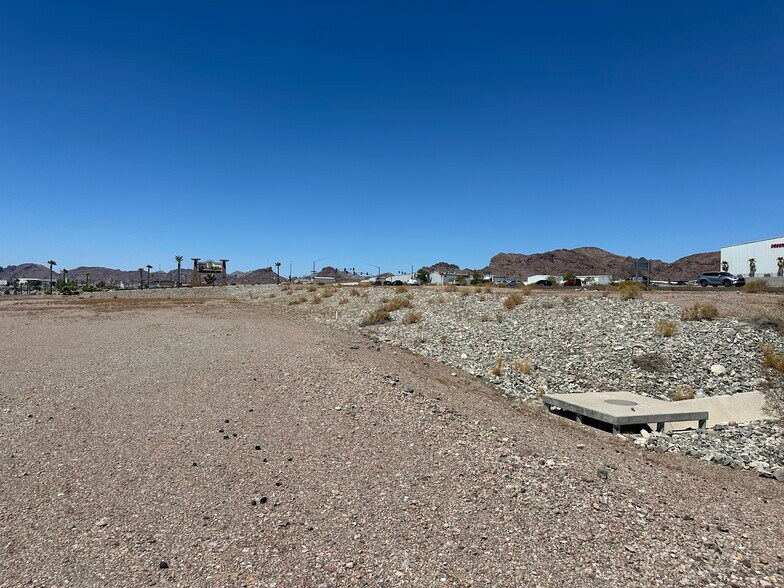 More Photos Of 5621 Arizona 95, Lake Havasu City Land For Sale