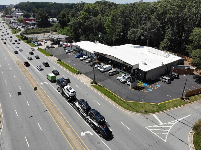 More Photos Of 1850 Lawrenceville Hwy, Decatur Freestanding For Lease